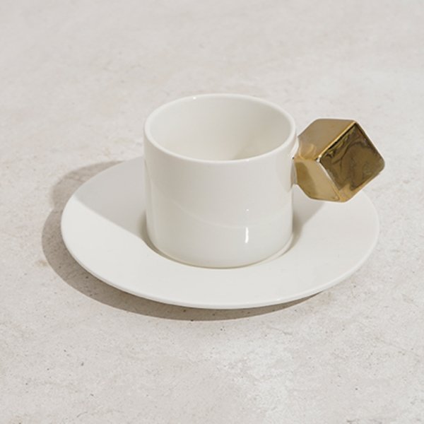 Cream Bubble Deco Tea Cup &amp; Saucer - Calia Australia Pty Ltd