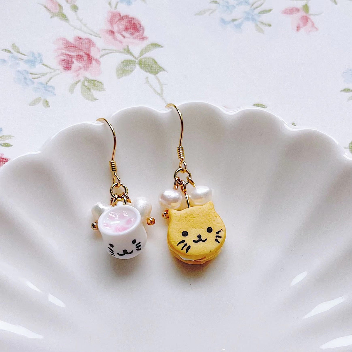 Handmade Kitten Cookie And Latte Earrings - Calia